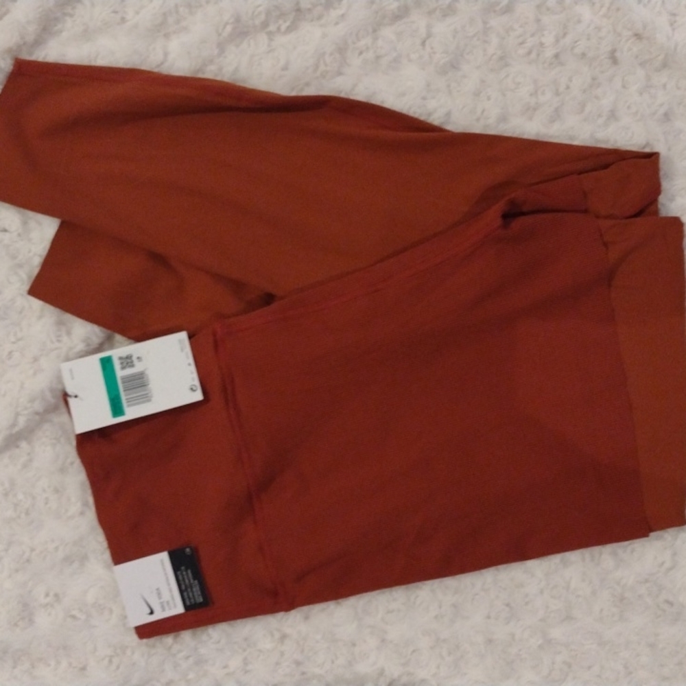 NWT Burnt orange Nike Yoga Luxe workout leggings size xlarge